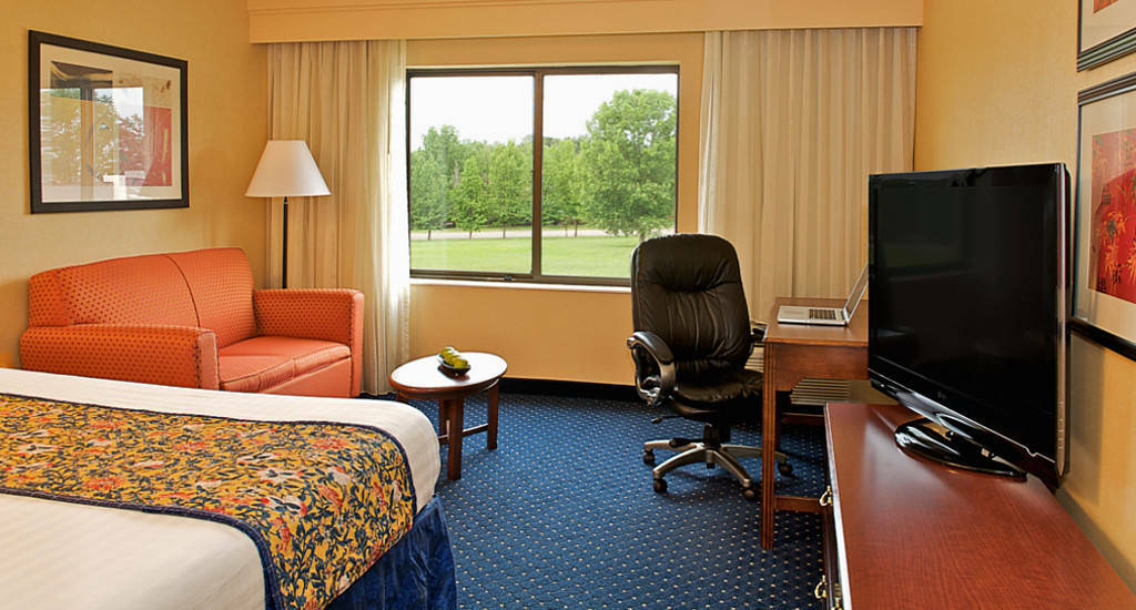 Country Inn & Suites By Radisson, Columbus-Edinburgh Exterior photo